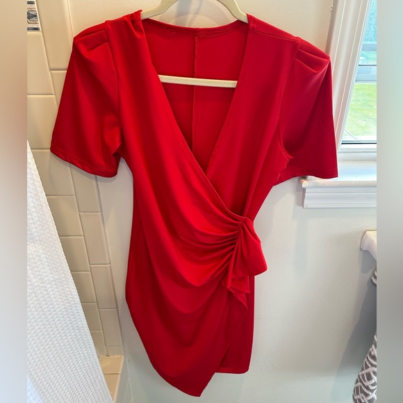 Red short sleeve dress, midi dress, with drape. Never worn, no tags. - Picture 2 of 2